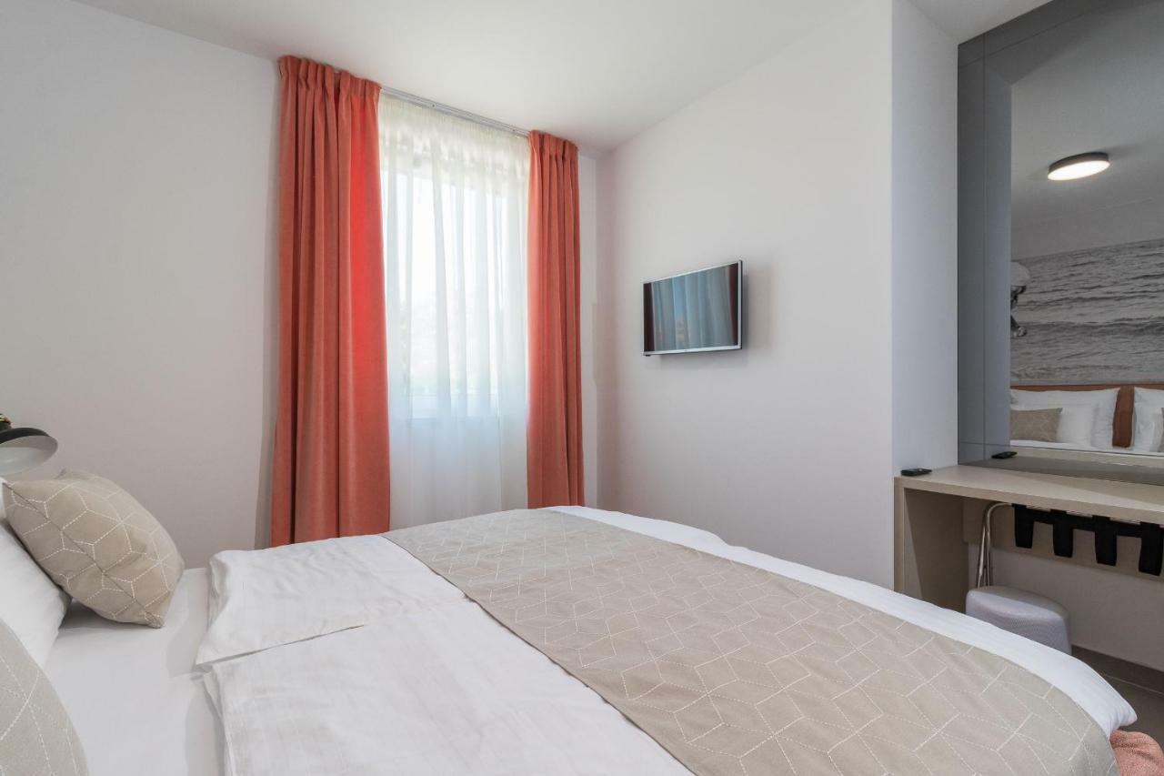 Luxury Apartments Magali 2 Rovinj Luaran gambar
