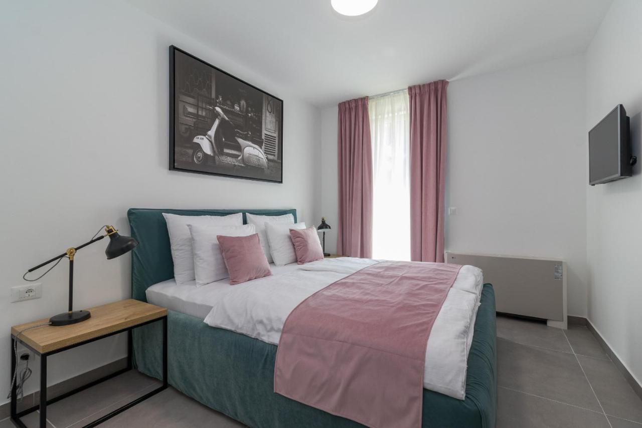 Luxury Apartments Magali 2 Rovinj Luaran gambar
